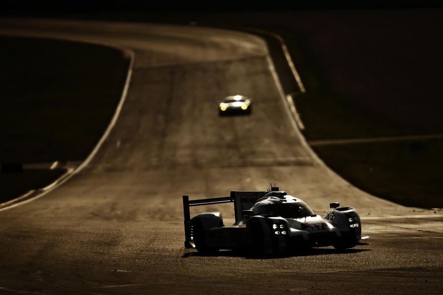  Porsche 919 Hybrid 2015 года  (фото 228 из 481)
